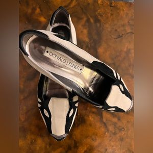 VINTAGE Donald J Pliner Suede Cow Loafers size 7/7.5